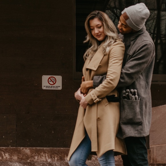 BCBG Max Azria Camel Wool Belted Coat Sz Small - Picture 6 of 8